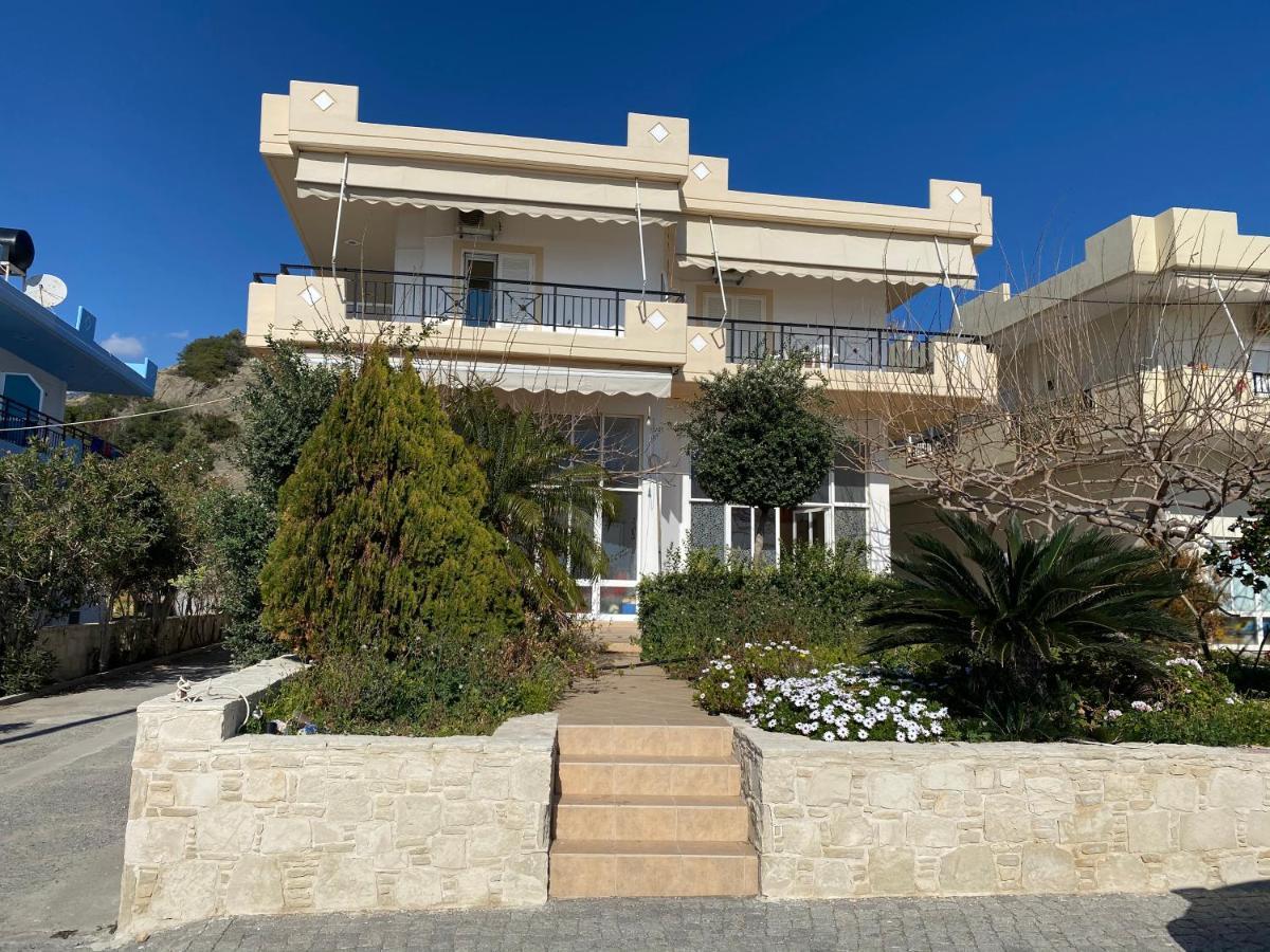 Sindonia Beach Apartment'S Psari Forada Buitenkant foto