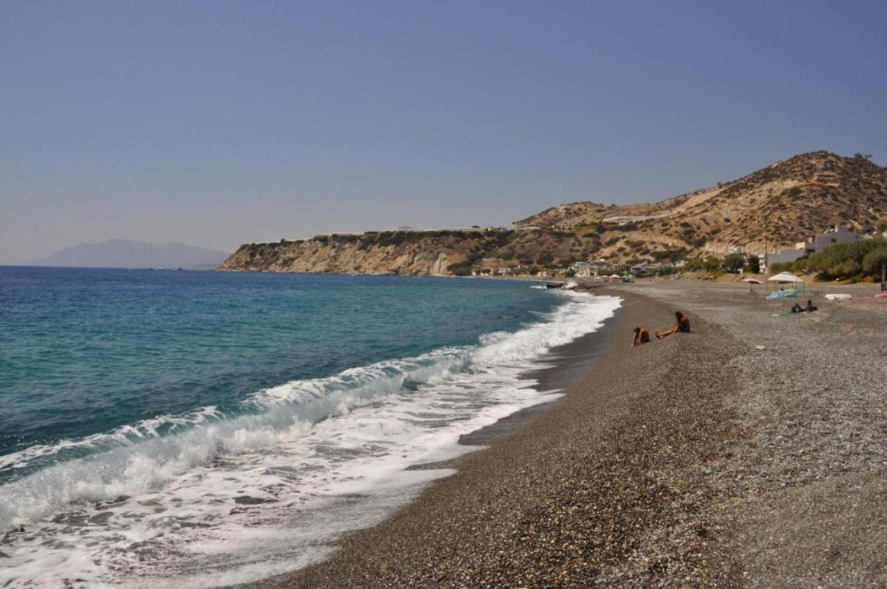 Sindonia Beach Apartment'S Psari Forada Buitenkant foto