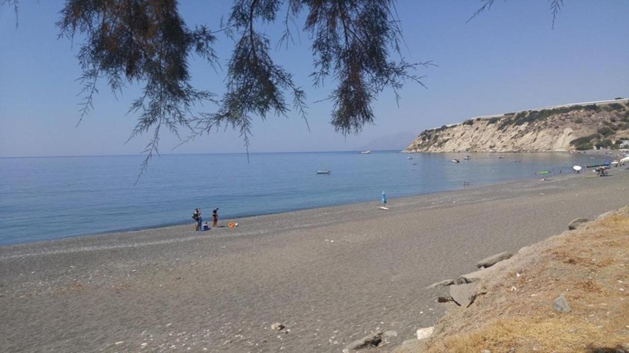 Sindonia Beach Apartment'S Psari Forada Buitenkant foto